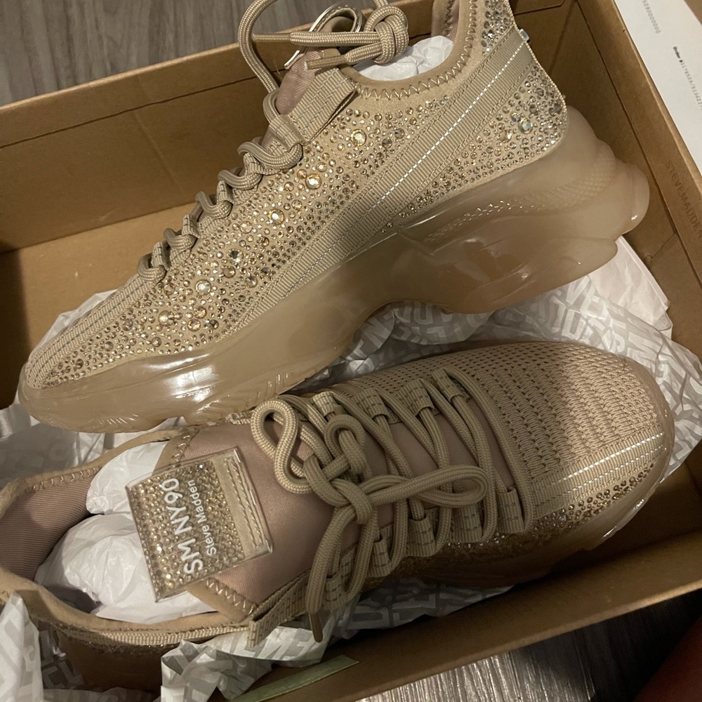 Maxima blush Steve Madden